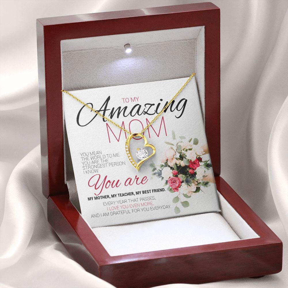 Amazing Mom Message Card Necklace